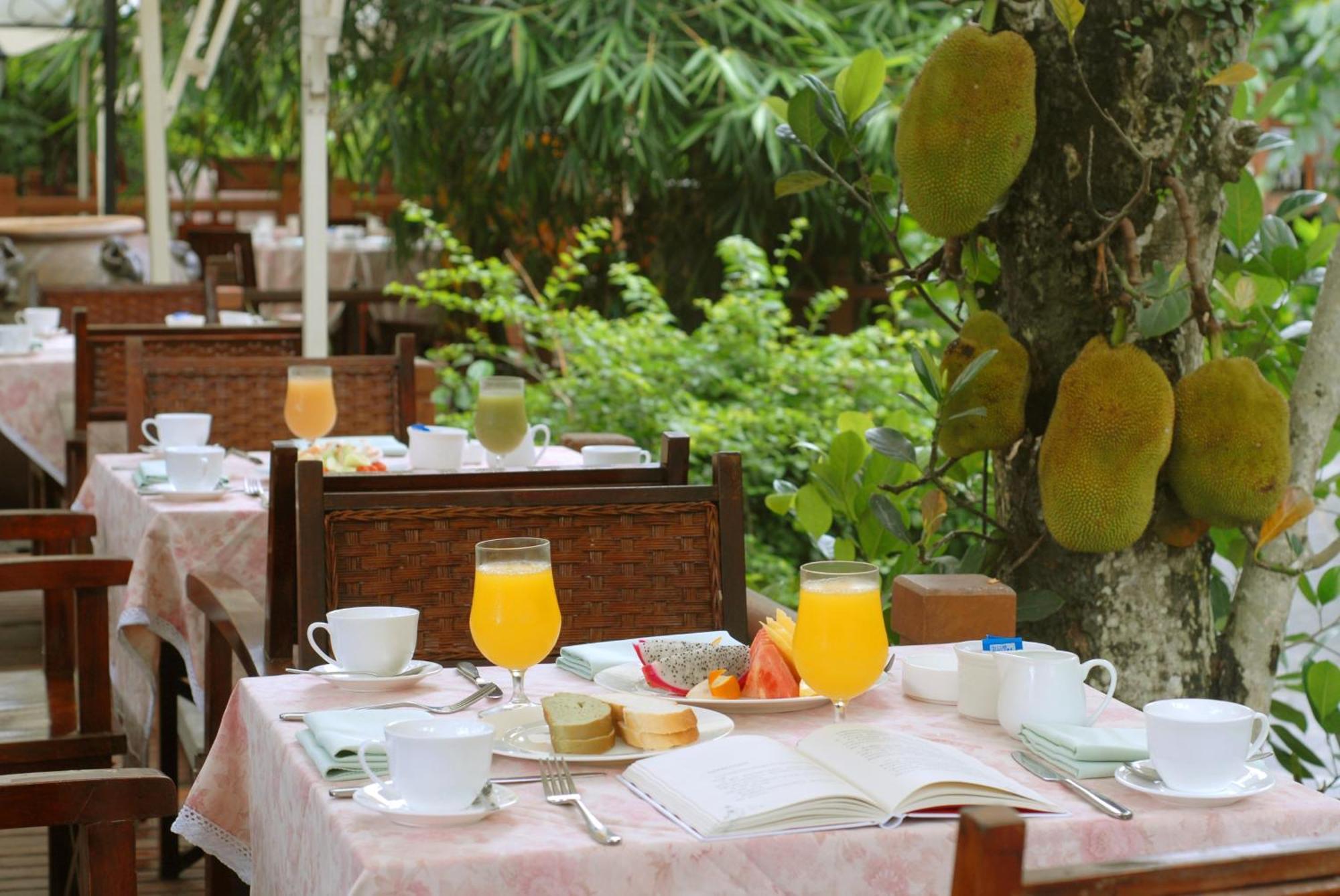 Narada Resort & Spa Qixian Mount Baoting Restaurante foto